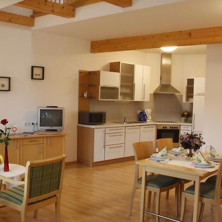 Raiffeisenhof Appartements Ehrenhausen Eksteriør bilde
