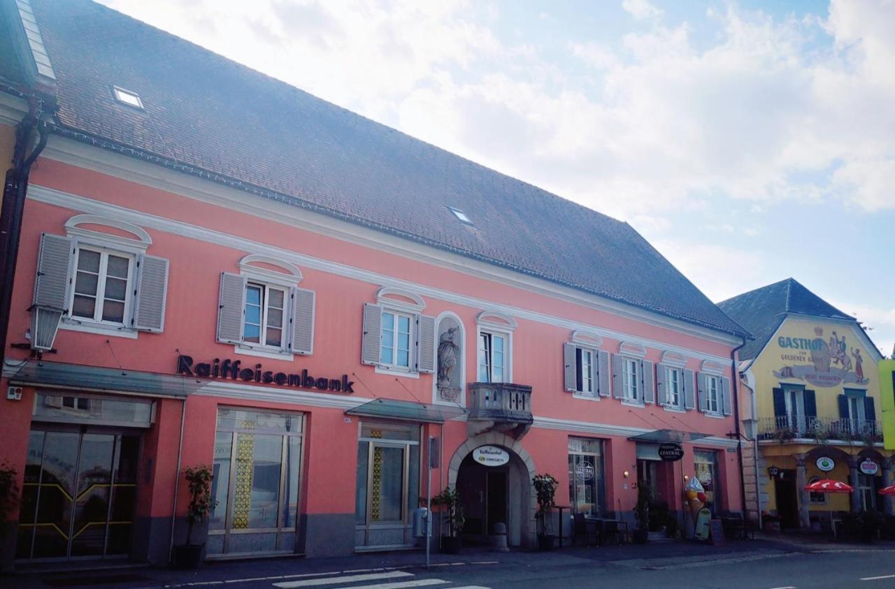 Raiffeisenhof Appartements Ehrenhausen Eksteriør bilde